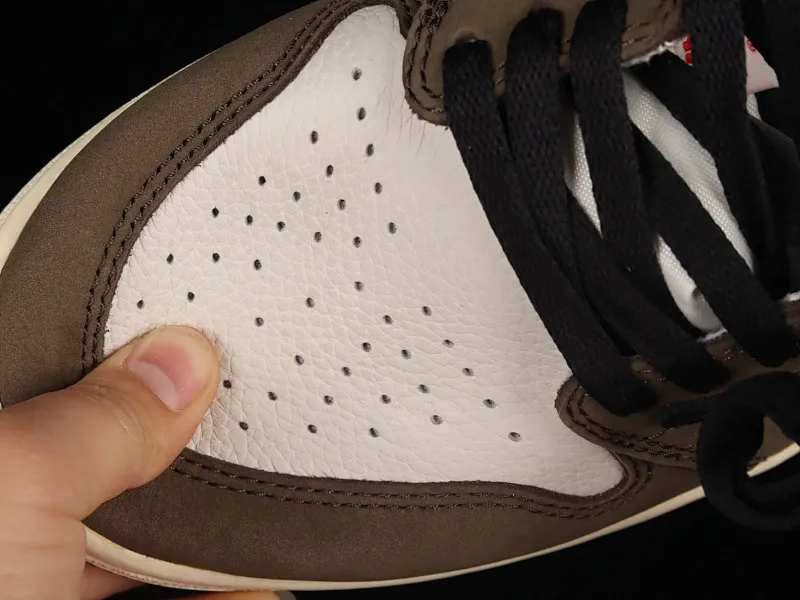 All Categories Air Jordan Jordan Series Basketball Shoes Air Jordan 1 High LW Version Travis Scott x Air Jordan 1 High OG AJ1 Reverse Hook Limited Edition CD4487-100